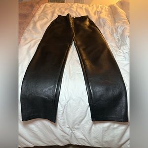 Aritzia Melina leather black pant size: 4
